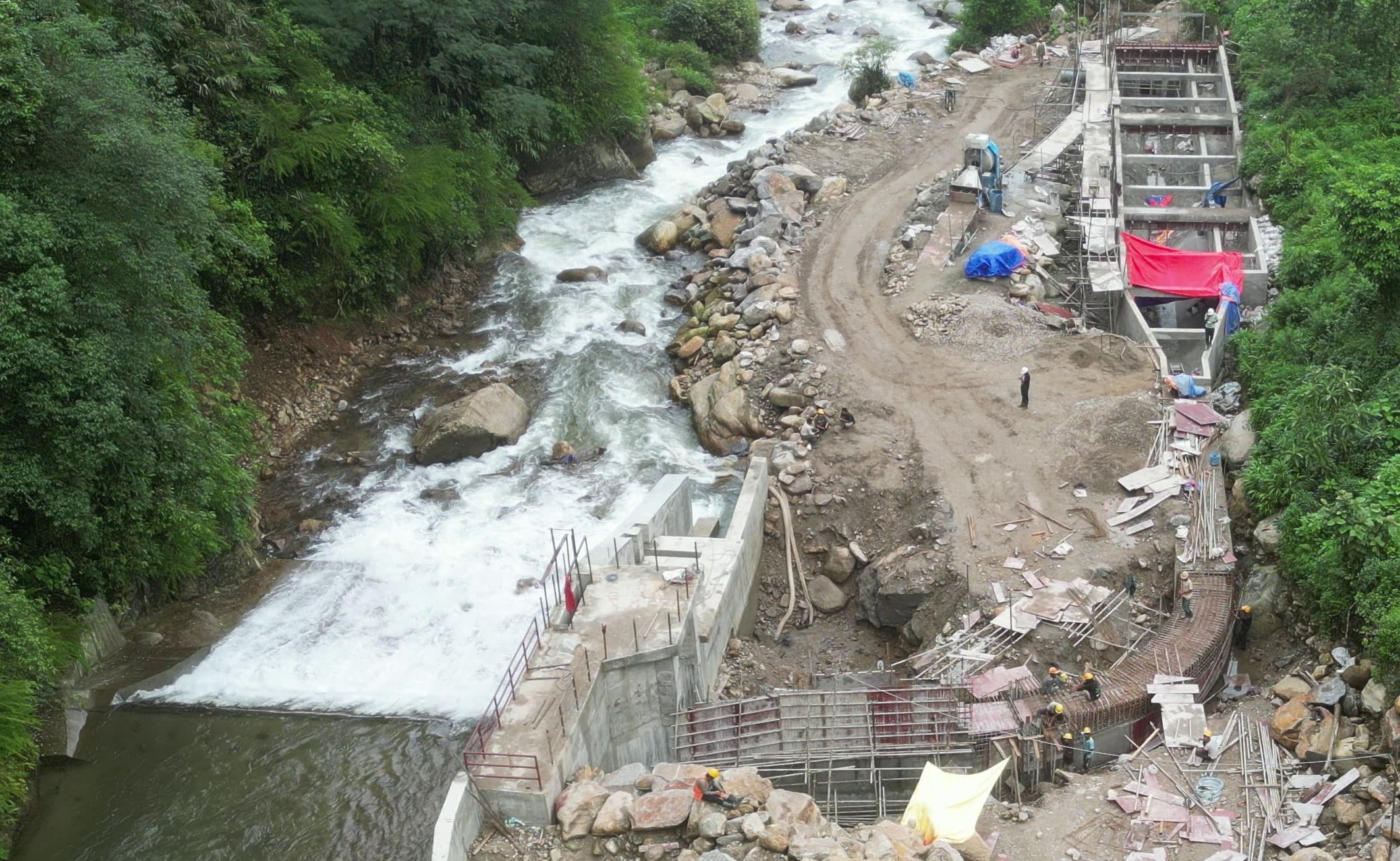 <p style="line-height: 1.5;">सुम्निमा हाइड्राेपावर कम्पनी लिमिटेड</p>